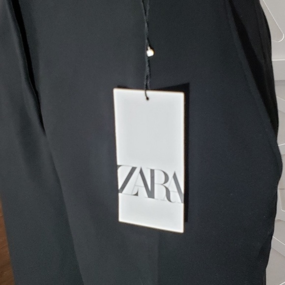 Zara short pants/bermudas size L NWT - Picture 2 of 3